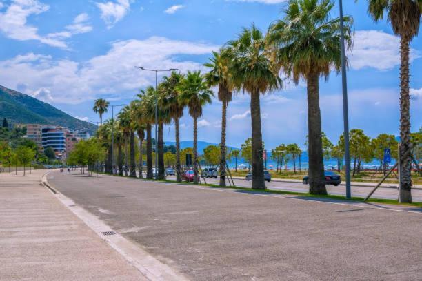 Jordan'S Hotel Vlore Luaran gambar