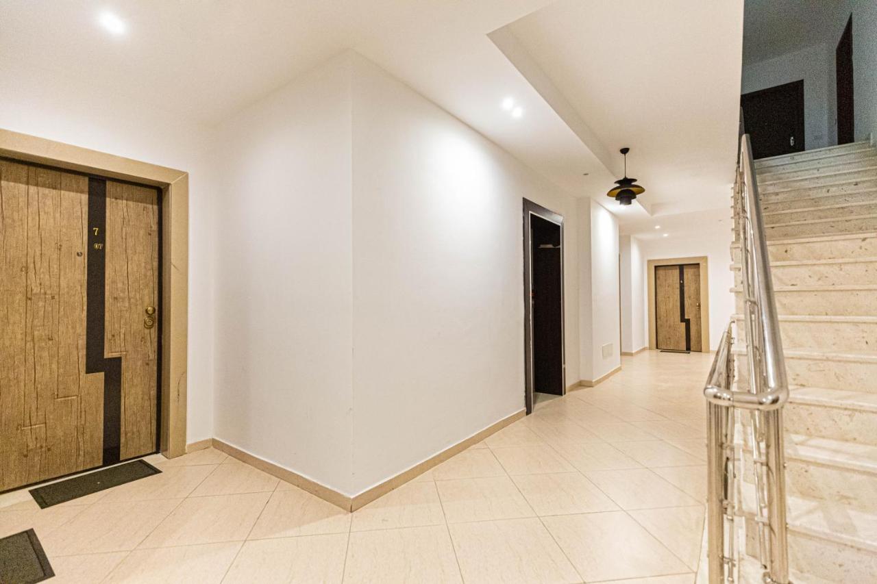 Jordan'S Hotel Vlore Luaran gambar